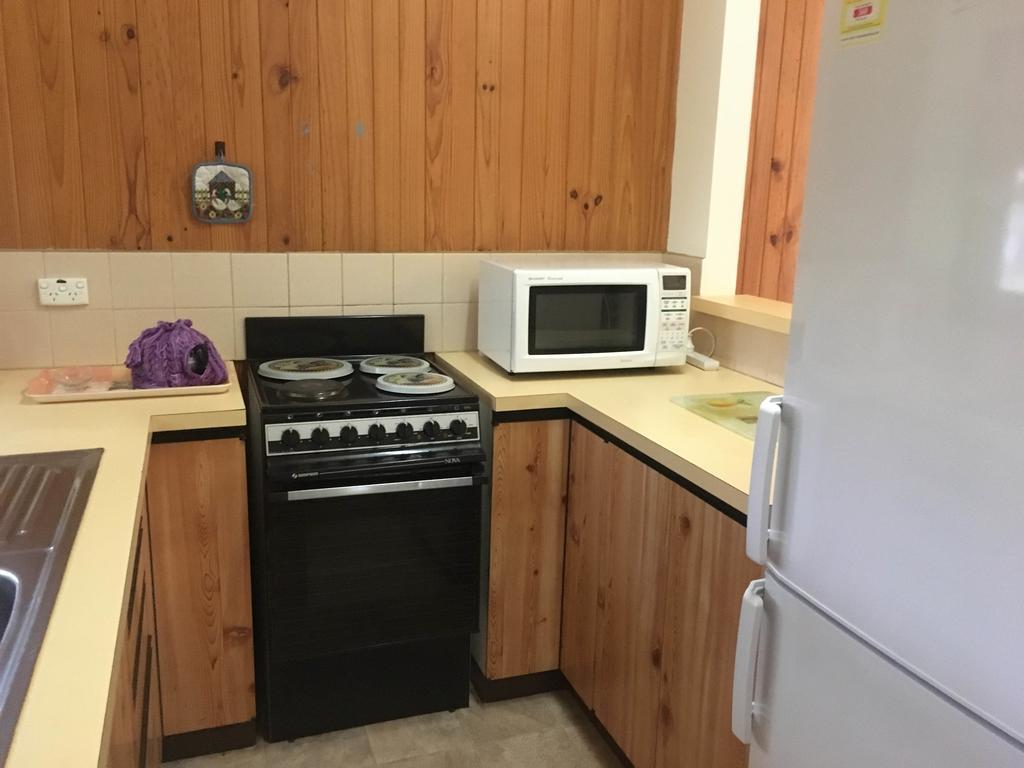 Ovensview On Riverside Bright Bagian luar foto